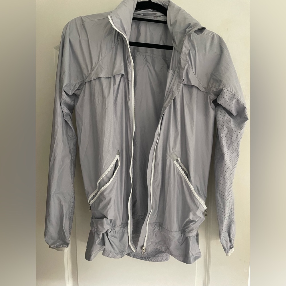 lululemon grey running jacket size 2